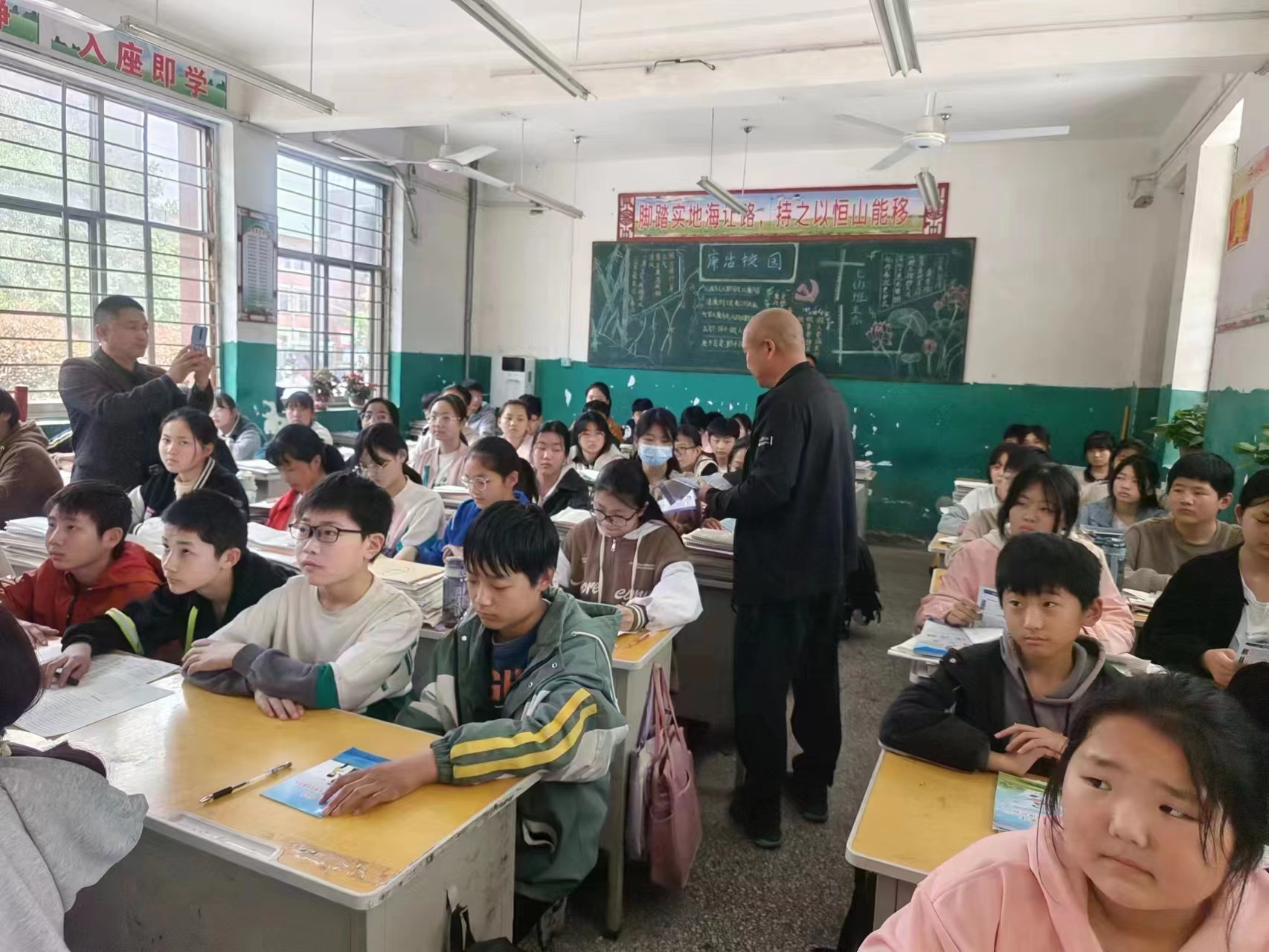 图片00021.jpg