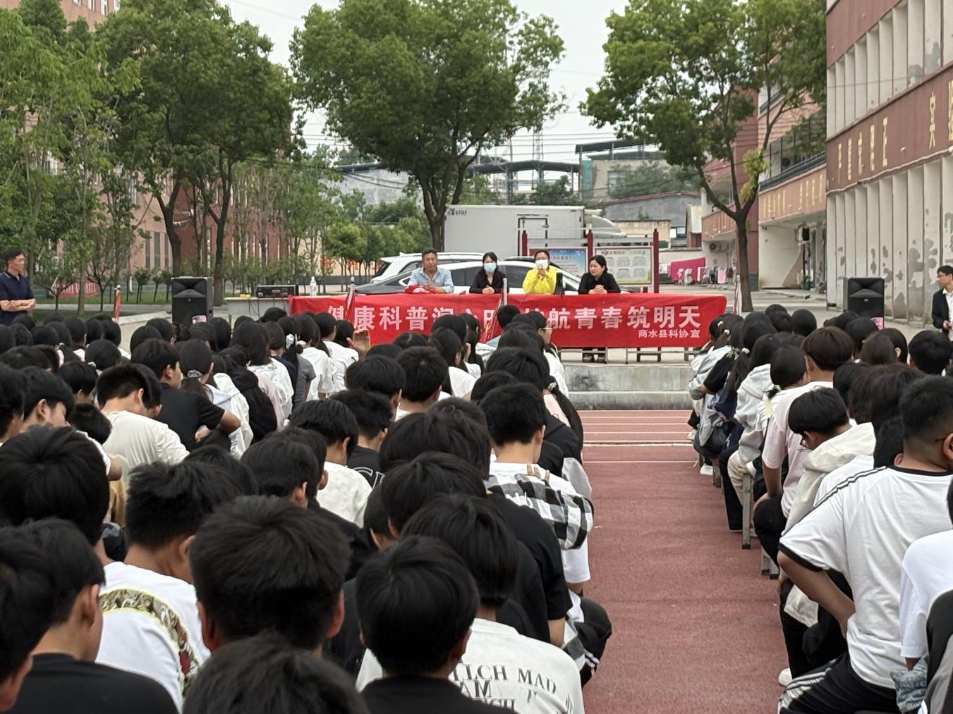 图片1 图片1