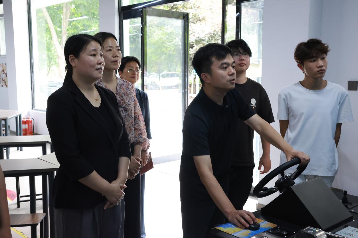 图片9 图片9
