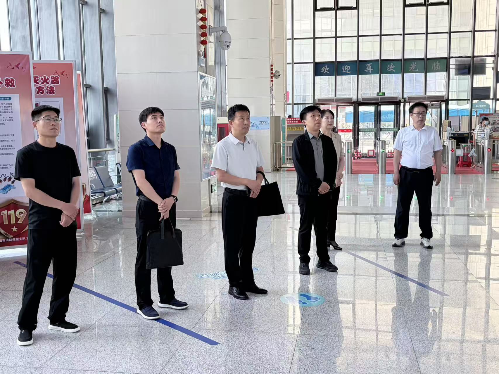 图片1 图片1